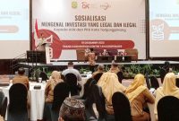 Otoritas Jasa Keuangan (OJK) Kepri menggelar sosialisasi tentang mengenal investasi yang legal dan ilegal kepada ASN dan PKK Kota Tanjungpinang, Selasa (19/12/2023) di Trans Convention Center. Foto: Diskominfo Tanjungpinang 