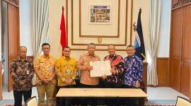 bank bjb kembali dipercaya sebagai tempat penyimpanan dan pengelolaan kas daerah atau Rekening Kas Umum Daerah (RKUD) Kota Tangerang Selatan. Hal tersebut tertuang dalam Keputusan Wali Kota (Kepwal) yang ditandatangani oleh Wali Kota Tangerang Selatan Benyamin Davnie di rumah dinasnya, pada Kamis (28/12). Foto: bank bjb untuk INIKEPRI.COM