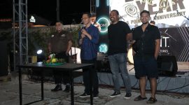 Wakil Wali Kota Batam Amsakar Achmad hadir di HUT ke-7 Point Cafe. Foto: INIKEPRI.COM