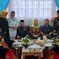 Cen Sui Lan Anggota DPR RI Fraksi Golkar Dapil Kepri bersilaturahmi dengan Ketua LAM Kepri Dato H Abdul Razak bersama Pengurus LAM Provinsi Kepri di Tanjungpinang, Sabtu (30/12/2023). Foto: Istimewa
