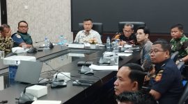 rapat kooordinasi Tim Pengendalian Inflasi Daerah (TPID) Kota Tanjungpinang, Kamis (11/1) di Ruang Rapat Engku Putri Raja Hamidah, Kantor Wali Kota Tanjungpinang. Foto: Diskominfo Tanjungpinang
