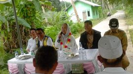 Anggota DPR RI Fraksi Partai Golkar Dapil Kepri, Cen Sui Lan meresmikan Program PISEW di Desa Sepempang, Selasa, 16 Januari 2024. Foto: Istimewa