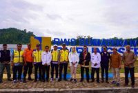 Anggota Komisi V DPR RI Fraksi Golkar Dapil Kepri Cen Sui Lan meninjau langsung pembangunan Instalasi Pengolahan Air (IPA) embung serbaguna Sedanau di Kabupaten Natuna, pada saat kunjungan kerja reses, pekan lalu. Foto: Istimewa