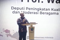 Deputi bidang Koordinasi Pendidikan dan Moderasi Beragama Kemenko PMK Warsito saat menjadi pembicara kunci pada Acara Kongres Beasiswa Ke 3 di Auditorium Perpusatakan Nasional RI.Foto: Kemenko PMK