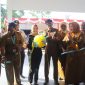 Kepala Dinas Pendidikan Kota Tanjungpinang, Endang Susilawati, meresmikan gedung SMP Negeri 17 Tanjungpinang Timur di Jalan Handjoyo Putro, Senin (8/1/2024). Foto: Diskominfo Tanjungpinang 
