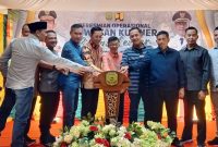 Dalam meningkatkan roda ekonomi masyarakat, Street Food Kuliner Bintan Center telah diresmikan Pj Wali Kota Tanjungpinang Hasan, S.Sos Sabtu (20/1/2024). Foto: Diskominfo Tanjungpinang