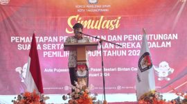 Kepala Badan Kesbangpol Kota Tanjungpinang, Samsudi,S.Sos  mengapresiasi pihak KPU yang telah melaksanakan simulasi pemungutan suara. Foto: Diskominfo Tanjungpinang