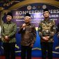 Wapres Ma'ruf Amin saat memberikan keterangan pers usai menghadiri Brawijaya Halal Summit 2024, Peluncuran UB Halal Center dan UB Halal Metric, di Universitas Brawijaya (UB), Malang, Jawa Timur (Jatim), Jumat (19/1/2024). Foto: BPMI Setwapres