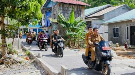 Di awal tahun 2024, Gubernur Kepulauan Riau H. Ansar Ahmad didampingi PJ Walikota Tanjungpinang Hasan melakukan kunjungan ke Pulau Penyengat, Selasa (2/1/2024) untuk meninjau kemajuan proyek revitalisasi yang telah berjalan selama tahun 2023. Kunjungan ini sekaligus menandai komitmen kuat Gubernur Ansar dalam melanjutkan proyek revitalisasi di Pulau Penyengat pada tahun 2024. Foto: Diskominfo Kepri