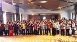 Gubernur Kepri Ansar Ahmad hadir pada kegiatan Workshop Peningkatan Kompetensi Pendidik dan Tenaga Kependidikan (PTK) Se - Provinsi Kepri Tahun 2024,  bertempat di Ballroom Hotel Ibis Styles Kota Batam, Kamis (1/2/2024). Foto: Diskominfo Kepri