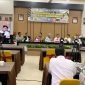 Sekretaris Daerah Kota Tanjungpinang, Zulhidayat, S.Hut, menghadiri forum diskusi strategi meminimalisir kecelakaan lalulintas di kota Tanjungpinang yang diselenggarakan Ulasan Tv di SMKN 1 Tanjungpinang. Foto: Diskominfo Tanjungpinang