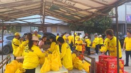 Di tengah kemeriahan jelang perayaan Imlek 2575 Kongzili, anggota DPR RI dari Fraksi Golkar Dapil Kepri, Cen Sui Lan, mengambil inisiatif berbagi kebahagiaan dengan mendistribusikan 50 ribu paket bingkisan Imlek kepada keluarga di seluruh Kepulauan Riau. Foto: Istimewa