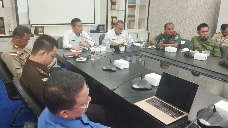 Menjelang masuknya Bulan Ramadhan 1445 H, Pemerintah Kota (Pemko) Tanjungpinang mengelar rapat koordinasi pengendalian inflasi, Rabu (28/2/2024). Foto: Diskominfo Tanjungpinang