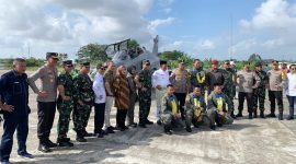 Penjabat (Pj) Wali Kota Tanjungpinang, Hasan,S.Sos turut bangga dan mendukung kegiatan Open Base dan Static Show di Bandara Raja Haji Fisabilillah (RHF) Kota Tanjungpinang yang digelar oleh Pangkalan TNI Angkatan Udara RHF. Foto: Diskominfo Tanjungpinang