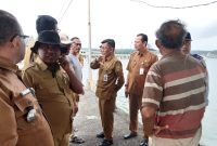 Saat ini Pemko Tanjungpinang sedang berupaya melakukan perbaikan di sejumlah titik, salah satunya Pelantar Senggarang Kecamatan Tanjungpinang Kota. Foto: Diskominfo Tanjungpinang