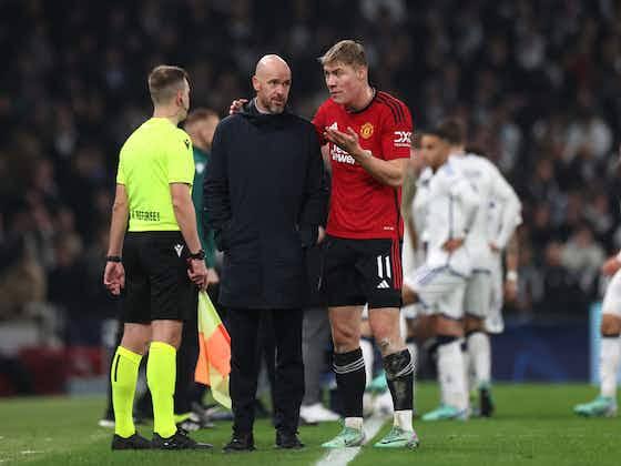 Erik Ten Hag dan Rasmus Hojlund. Foto: AFP