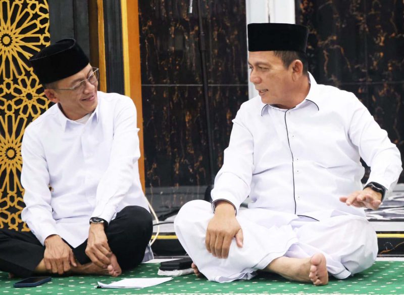 Gubernur Kepulauan Riau H. Ansar Ahmad menyambangi Masjid Nurussa'adah, Perumahan Griya Senggarang Permai, dalam rangka safari ramadan 1445 H pertama di Kota Tanjungpinang, pada ramadan hari yang ke-9, Rabu, (20/3/2024). Foto: Diskominfo Kepri