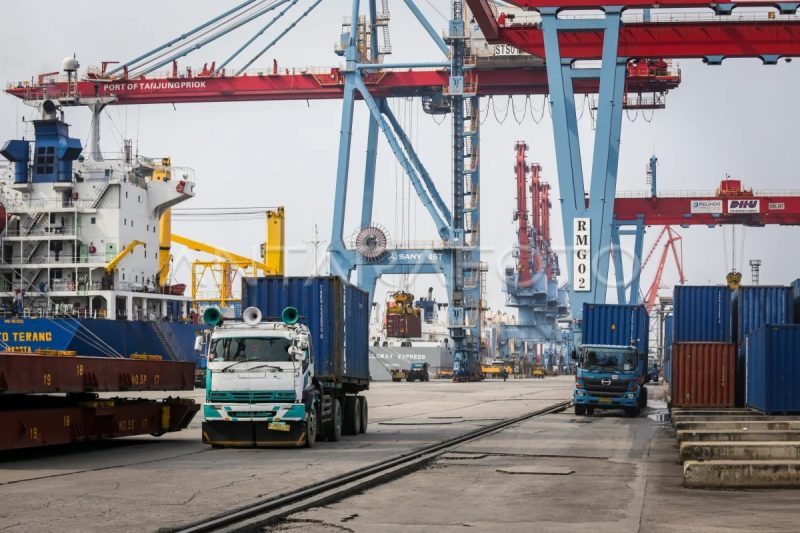 Pertumbuhan ekonomi Indonesia hingga saat ini tetap kuat. Bank Indonesia (BI) memprakirakan ekonomi Indonesia pada 2024 masih akan tumbuh tinggi di kisaran 4,7-5,5 persen. Foto: ANTARA