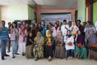 Hari Perempuan Internasional diperingati pada tanggal 8 Maret. Peringatan itu menjadi komitmen untuk terus mendukung para perempuan di dunia. Karena itu PT PLN Batam melalui Srikandi PLN Batam turut merayakan Hari Perempuan Internasional dengan cara mengadakan sosialisasi keselamatan kelistrikan. Foto: PLN Batam untuk INIKEPRI.COM