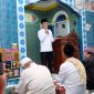 Penjabat (Pj) Wali Kota Tanjungpinang, Hasan,S.Sos bersama rombongan tim Safari Ramadhan melaksanakan sholat Isya dan tarawih berjamaah di Masjid Al Ghofur, Tanjung Unggat. Foto: Diskominfo Tanjungpinang
