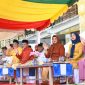 Gubernur Kepulauan Riau H. Ansar Ahmad menyaksikan Pawai Ta'aruf Musabaqah Tilawatil Qur'an dan Hadits (MTQH) Ke-XIII Tingkat Kabupaten Bintan Tahun 2024, berlokasi di Depan Gedung LAM Bintan, Kecamatan Bintan Timur, Senin (22/4/2024). Foto: Diskominfo Kepri