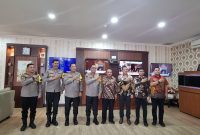 Dalam rangka meningkatkan pelayanan kepada pelanggan menjelang momen hari Raya Idul Fitri 1445 Hijriah, PT PLN Batam bersinergi dengan Kepolisan Daerah (Polda) Kepulauan Riau (Kepri) untuk pengamanan instalasi dan aset ketenagalistrikan PLN Batam yang berstatus objek vital nasional. Foto: INIKEPRI.COM