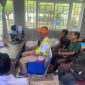 Dalam rangka memastikan pelayanan dan meningkatkan pemahaman SDM Juru Parkir yang ada di Kota Tanjungpinang, Dinas Perhubungan (Dishub) Kota Tanjungpinang menjelaskan bahwa bimbingan teknis kepada Juru Parkir yang berada dibawah pembinaan UPTD Perparkiran selalu dilaksanakan. Foto: Diskominfo Tanjungpinang