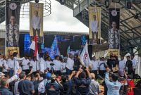 Pengukuhan Tim Amsakar Achmad di Pakuba. Foto: INIKEPRI.COM