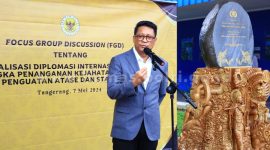 Kadivhubinter Polri Irjen Pol Krishna Murti dalam acara FGD Kompolnas RI di Tangerang Selatan, Selasa (7/5/2024). Foto: dok. Humas Polri.