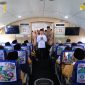 Pemko Tanjungpinang melepas rombongan Jemaah Calon Haji (JCH) asal Tanjungpinang sebanyak 203 orang dari Pelabuhan Internasional Sri Bintan Pura (SBP) Tanjungpinang menuju Kota Batam. Foto: Diskominfo Tanjungpinang