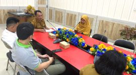 Dinas Perdagangan dan Perindustrian (Disdagin) Kota Tanjungpinang mengundang para distributor pangan di Kota Tanjungpinang untuk membahas ketersediaan dan kenaikan sejumlah bahan pangan. Foto: Diskominfo Tanjungpinang