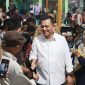 Gubernur Ansar bersilaturahmi bersama masyarakat di pelataran Masjid Dhiya'ul Jannah Perumahan Buana Bukit Permata, Kelurahan Tembesi, Kota Batam. Foto: Diskominfo Kepri