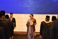 Sekretaris Jenderal (Sesjen), Kementerian Pendidikan, Kebudayaan, Riset, dan Teknologi (Kemendikbudristek), Suharti, melantikan empat orang pemimpin perguruan tinggi negeri, dua orang pejabat pimpinan tinggi pratama, empat orang pejabat administrator, tiga orang pejabat pengawas, dan 16 orang pejabat fungsional. Foto: Dok Kemendikbudristek