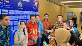Gubernur Kepulauan Riau, H. Ansar Ahmad menghadiri Pembukaan Munas Asosiasi Perusahaan Perjalanan Wisata Indonesia/Association of The Indonesian Tours and Travel Agencies (ASITA) sekaligus meresmikan Munas XIII tahun 2024 pada Kamis pagi (16/5/2024) di Hotel Harbour Bay, Batam. Foto : Diskominfo Kepri