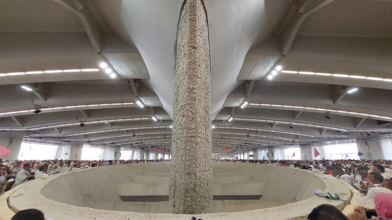 Jimrotul Ulla, Petugas Penyelenggara Ibadah Haji (PPIH) Arab Saudi Daker Bandara, Mulyono. Foto Istimewa/MCH Jeddah