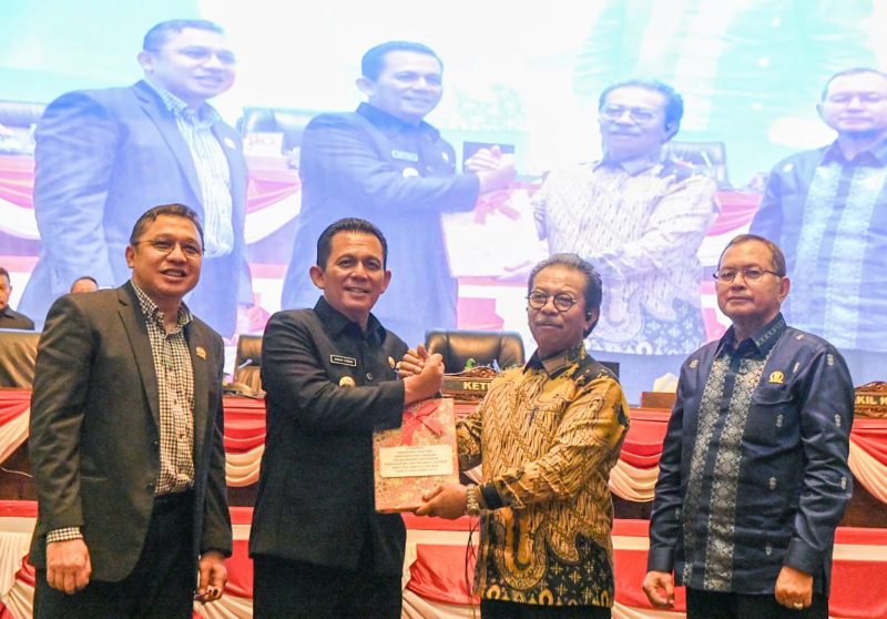 Rapat Paripurna DPRD Kepri di Aula Wan Seri Beni, Tanjungpinang. Foto: Diskominfo Kepri