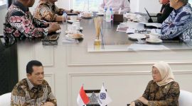 Gubernur Provinsi Kepulauan Riau (Kepri) Ansar Ahmad melakukan kunjungan kerja di Jakarta dengan beraudiensi bersama Menteri PPN/Kepala Bappenas Suharso Monoarfa dan Menteri Ketenagakerjaan Ida Fauziah di ruang kerja kementerian masing-masing pada Kamis (27/6/2024). Foto: Diskominfo Kepri