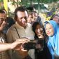 Gubernur Kepulauan Riau, H. Ansar Ahmad menutup rangkaian acara di Kota Batam pada hari Sabtu (15/6/2024) dengan bersilaturahmi dengan masyarakat Perumahan Putri Hijau, Kecamatan Sagulung. Foto: Diskominfo Kepri