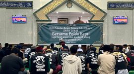 Suasana subuh berjamaah di Masjid Al Halim Polda Kepri. Foto: INIKEPRI.COM