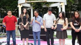 Wakil Wali Kota Batam, Amsakar Achmad secara resmi membuka kejuaraan Mixed Martial Art Back to Fighting at the Summer Party yang dihelat oleh Forbi Kepri, Sabtu (15/6/2024), di Grand Eska Hotel dan Suites Batam. Kejuaraan 