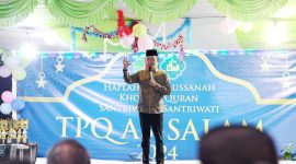 Wakil Wali Kota Batam Amsakar Achmad hadir di Haflah Khotmil Quran TPQ As-Salaam. Foto: INIKEPRI.COM