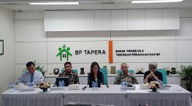 Direktur Jenderal Perbendaharaan Kemenkeu, Astera Primanto Bhakti (kanan) dalam media briefing di kantor BP Tapera, Jakarta, pada Rabu (5/6/2024). Foto: Ismadi Amrin/InfoPublik