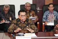Kepala Staf Kepresidenan RI Moeldoko dalam konferensi pers di Kantor Staf Presiden di Jakarta, Jumat (31/5/2024). Dikatakannya, Tabungan Perumahan Rakyat (Tapera) merupakan simpanan yang tidak akan hilang, bukan merupakan iuran ataupun potongan penghasilan. Foto: Hendra
