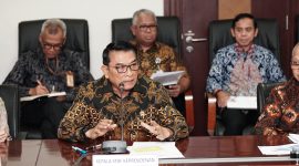 Kepala Staf Kepresidenan RI Moeldoko dalam konferensi pers di Kantor Staf Presiden di Jakarta, Jumat (31/5/2024). Dikatakannya, Tabungan Perumahan Rakyat (Tapera) merupakan simpanan yang tidak akan hilang, bukan merupakan iuran ataupun potongan penghasilan. Foto: Hendra

