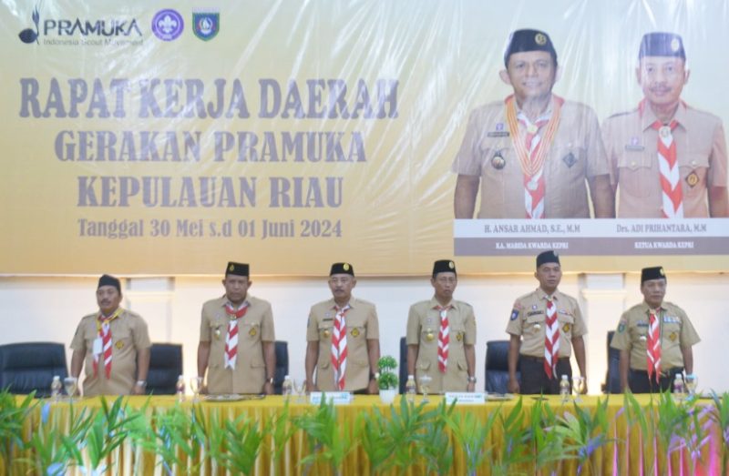 Rapat Kerja Daerah (Rakerda) Gerakan Pramuka Kwartir Daerah (Kwarda) Provinsi Kepri tahun 2024 secara resmi dibuka oleh Ka. Kwarda Kepri Adi Prihantara bertempat di Aula Kwarda Kepri,  Dompak, Tanjungpinang, Kamis (30/5/2024) malam. Foto: Diskominfo Kepri