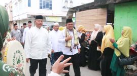 Gubernur Kepulauan Riau, H. Ansar Ahmad kembali turun langsung bersilaturahmi dengan masyarakat, yang kali ini dilaksanakan di Ponpes Al-Farisi Nusantara Kecamatan Sagulung, Batam. Foto: Diskominfo Tanjungpinang