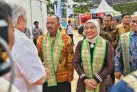 Menteri Tenaga Kerja (Menaker) RI Ida Fauziyah didampingi Sekretaris Daerah Provinsi Kepri, Adi Prihantara yang mewakili Gubernur Ansar Ahmad meresmikan Satuan Pelayanan Pelatihan Vokasi dan Produktivitas Batam, di Kawasan Industri Kabil Nongsa Batam, Rabu (10/7/2024). Foto: Diskominfo Kepri