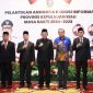 Gubernur Kepulauan Riau, H. Ansar Ahmad, secara resmi melantik lima anggota Komisi Informasi (KI) Provinsi Kepulauan Riau periode 2024-2028. Pelantikan yang berlangsung di Gedung Daerah, Tanjungpinang, Selasa (2/7/2024) ini didasarkan pada Keputusan Gubernur Kepulauan Riau Nomor 784 Tahun 2024. Foto: Diskominfo Kepri