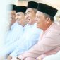Gubernur Kepulauan Riau H. Ansar Ahmad didampingi Ketua BKMT Provinsi Kepri Hj. Dewi Kumalasari Ansar menghadiri kegiatan Gebyar Muharram 1446 Hijriah yang diselenggarakan di Kabupaten Bintan. Bertempat di Gedung Nasional, Tanjung Uban Kabupaten Bintan, Minggu (14/7/2024). Foto: Diskominfo Kepri