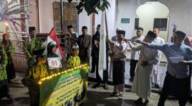 Wakil Wali Kota Batam Amsakar Achmad melepas pawai obor. Foto: INIKEPRI.COM
